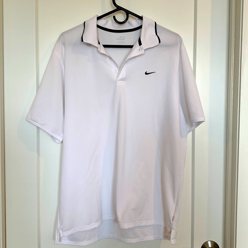 Mens Nike Dry fit Tennis shirt